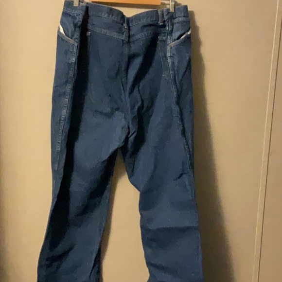 Relaxed Blue Jeans with Straight-Leg Cut - Picture 3 of 5